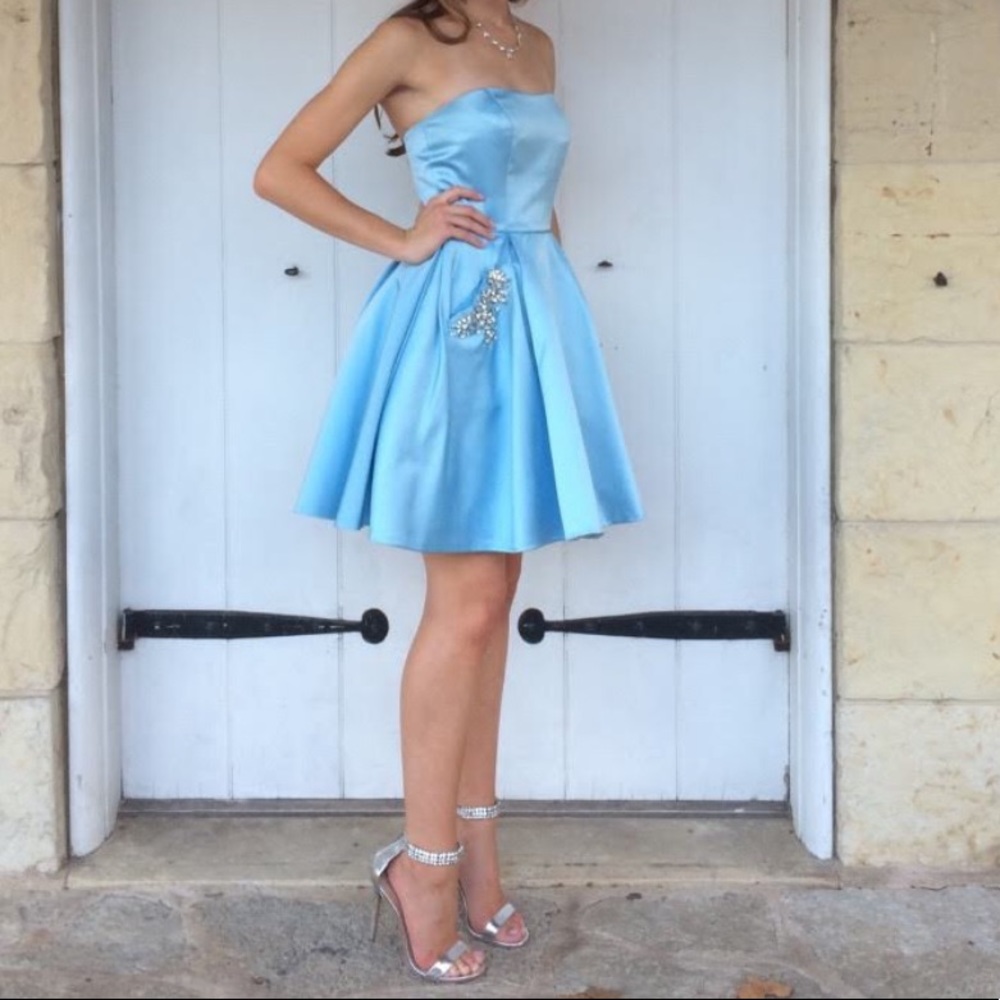 Sherri Hill Homecoming or Prom dress - Picture 3 of 3